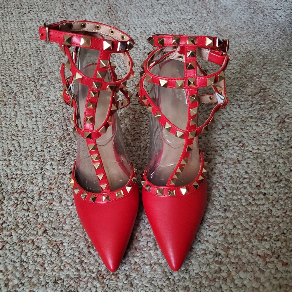 Heels 👠 - Picture 3 of 5